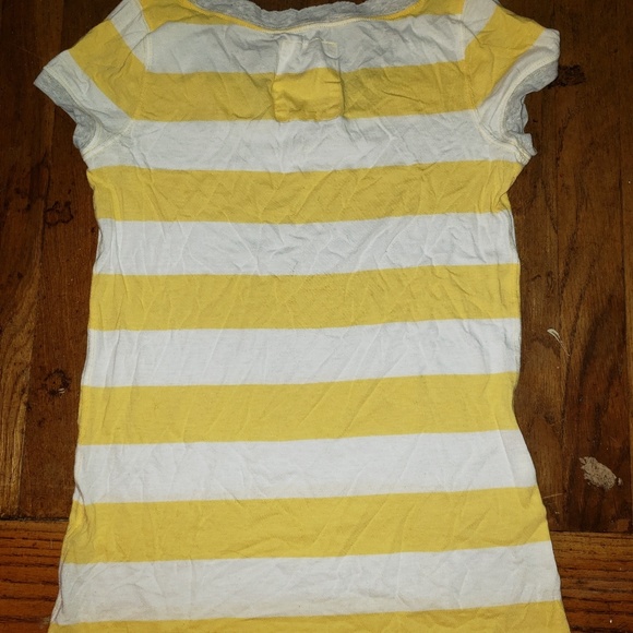 NWT Hollister ss-T - Picture 2 of 4